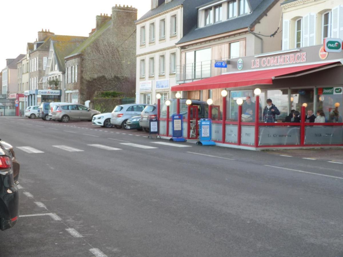 サン・ヴァ・ラ・ウグ Quai Vaubanヴィラ エクステリア 写真